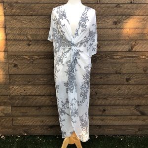 NWOT Knot Front Open Top